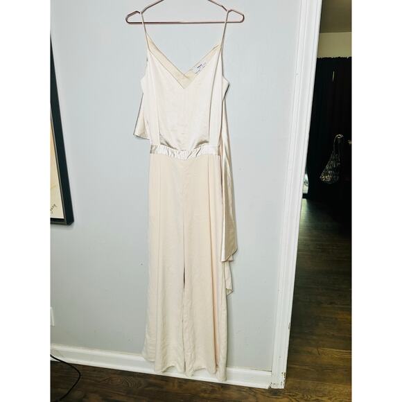 OBANDO COLLECTIVE Women's Ivory White Wide Leg Satin Cape Jumpsuit Size 2 - Picture 5 of 14